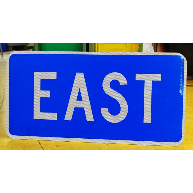 EAST Schild Original USA
