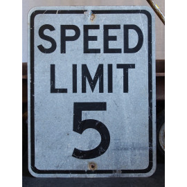 Speed Limit 5 Verkehrsschild USA